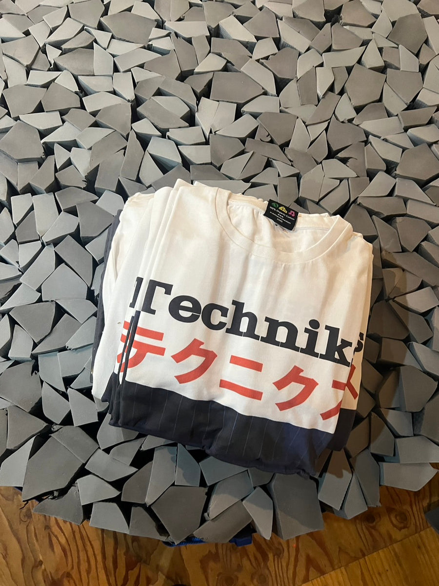 【XL】SEKI & Public Possession テクニクス ロンT SEKI & Public Possession „Techniks“ Longsleeve – SEKI SEKI SHOP